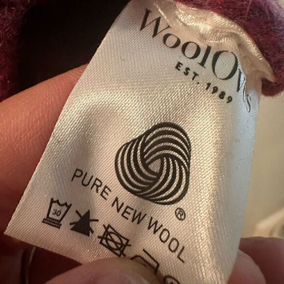 WoolOvers turtleneck sweater maroon - Picture 4 of 4